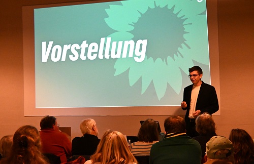 Pascal Leddin vor dem Publikum