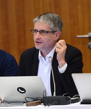 Porträtfoto von Sven Giegold